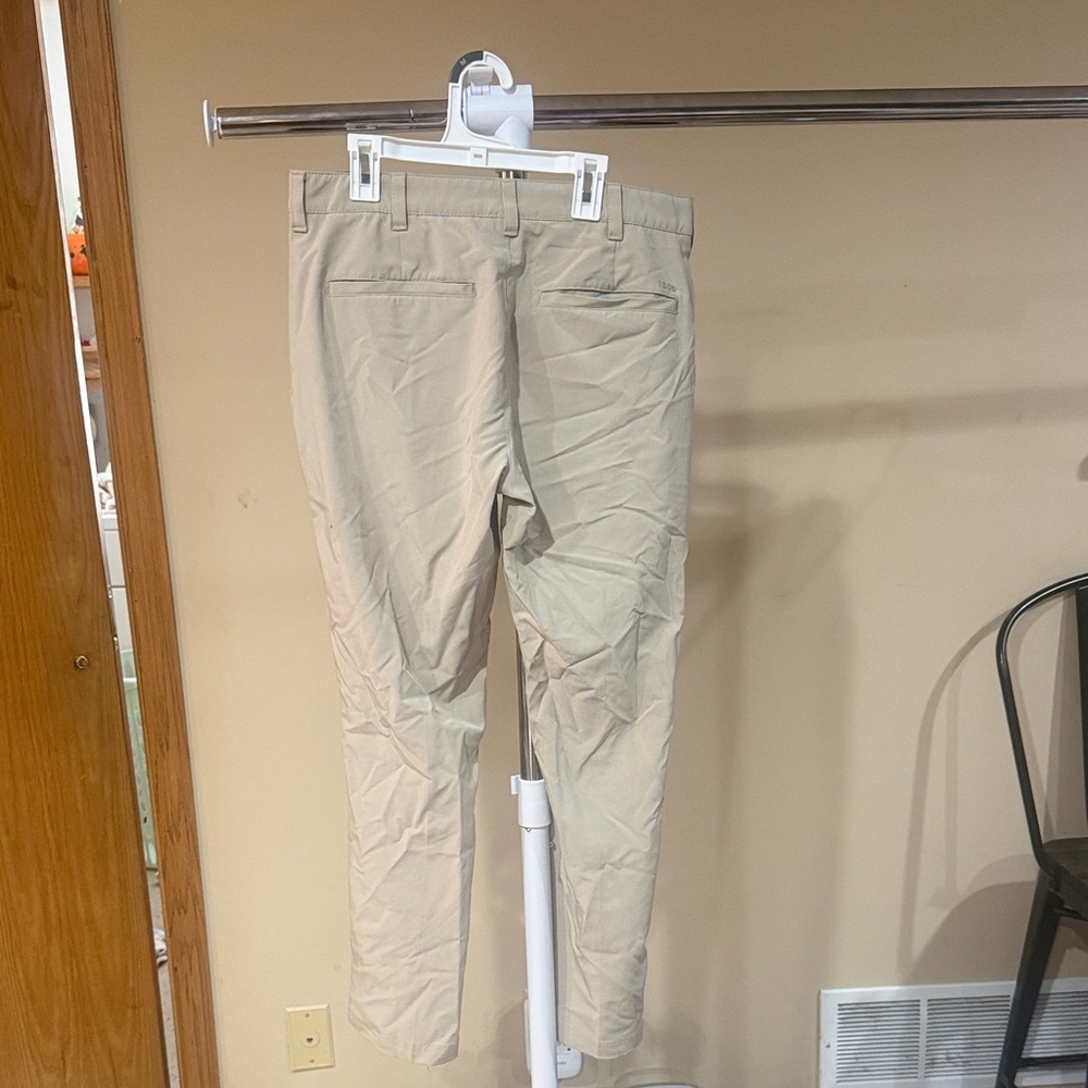 Classic Men's Khaki Chinos